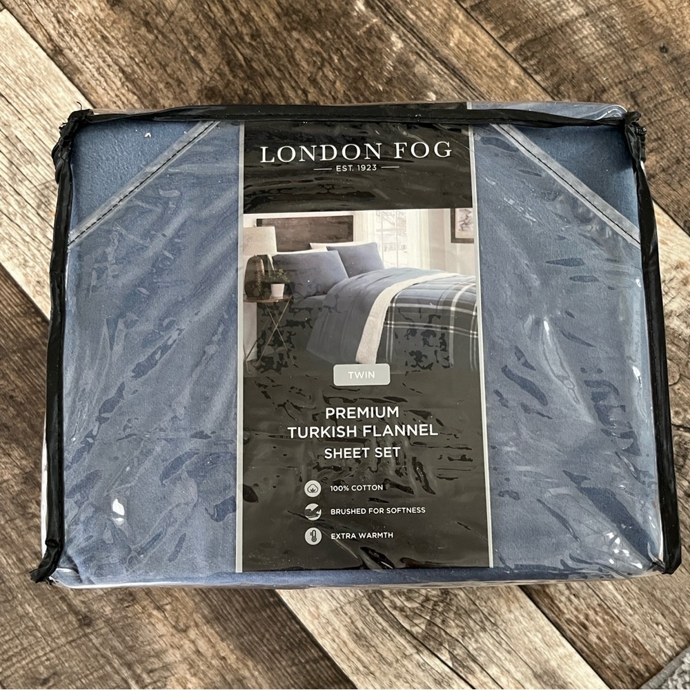 London Fog Twin Blue Flannel Sheet Set